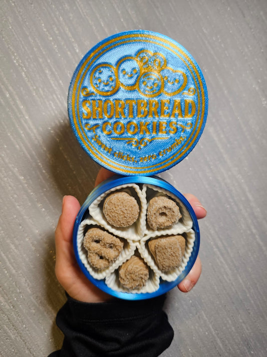 Gingerbread tin clicker