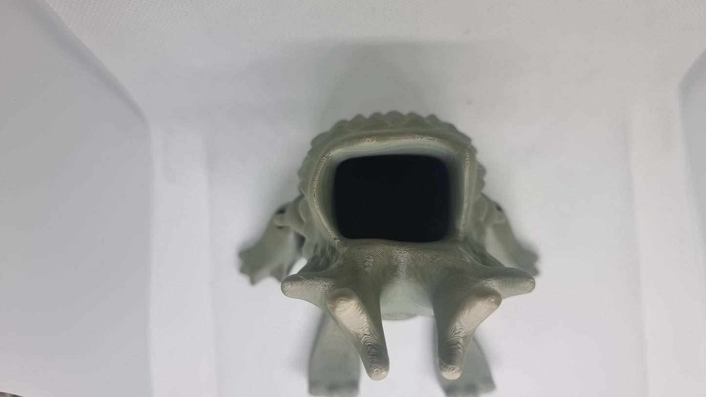 Forest warden desk tidy