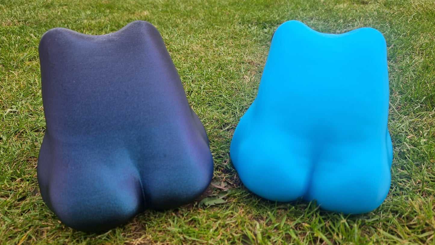 Large thicc butt frog