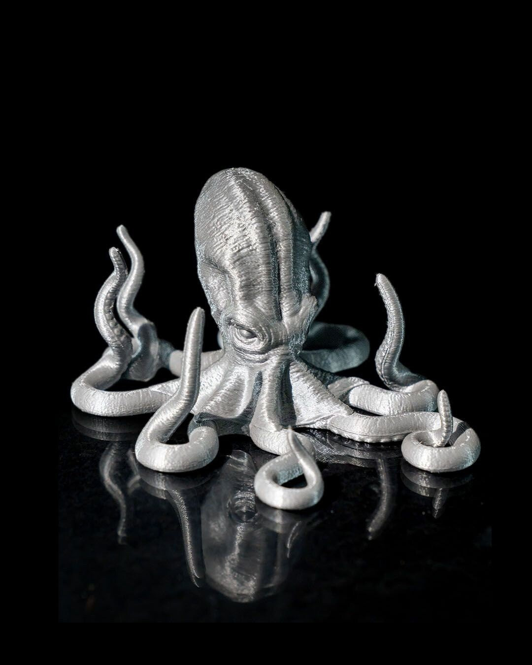 Octopus phone/tablet holder
