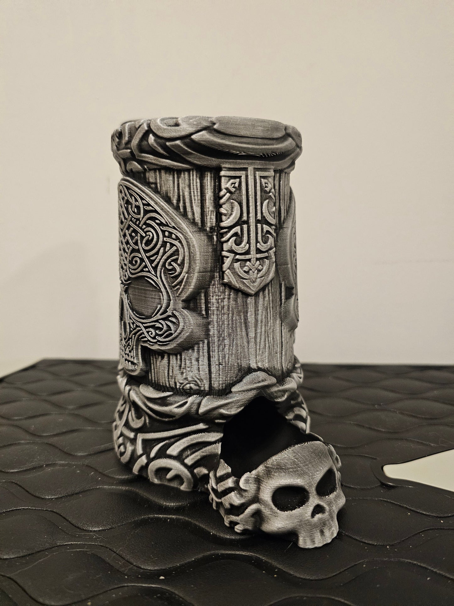 Celtic Dice Tower Mug: Hand-Painted Can Holder for Tabletop Gamers
