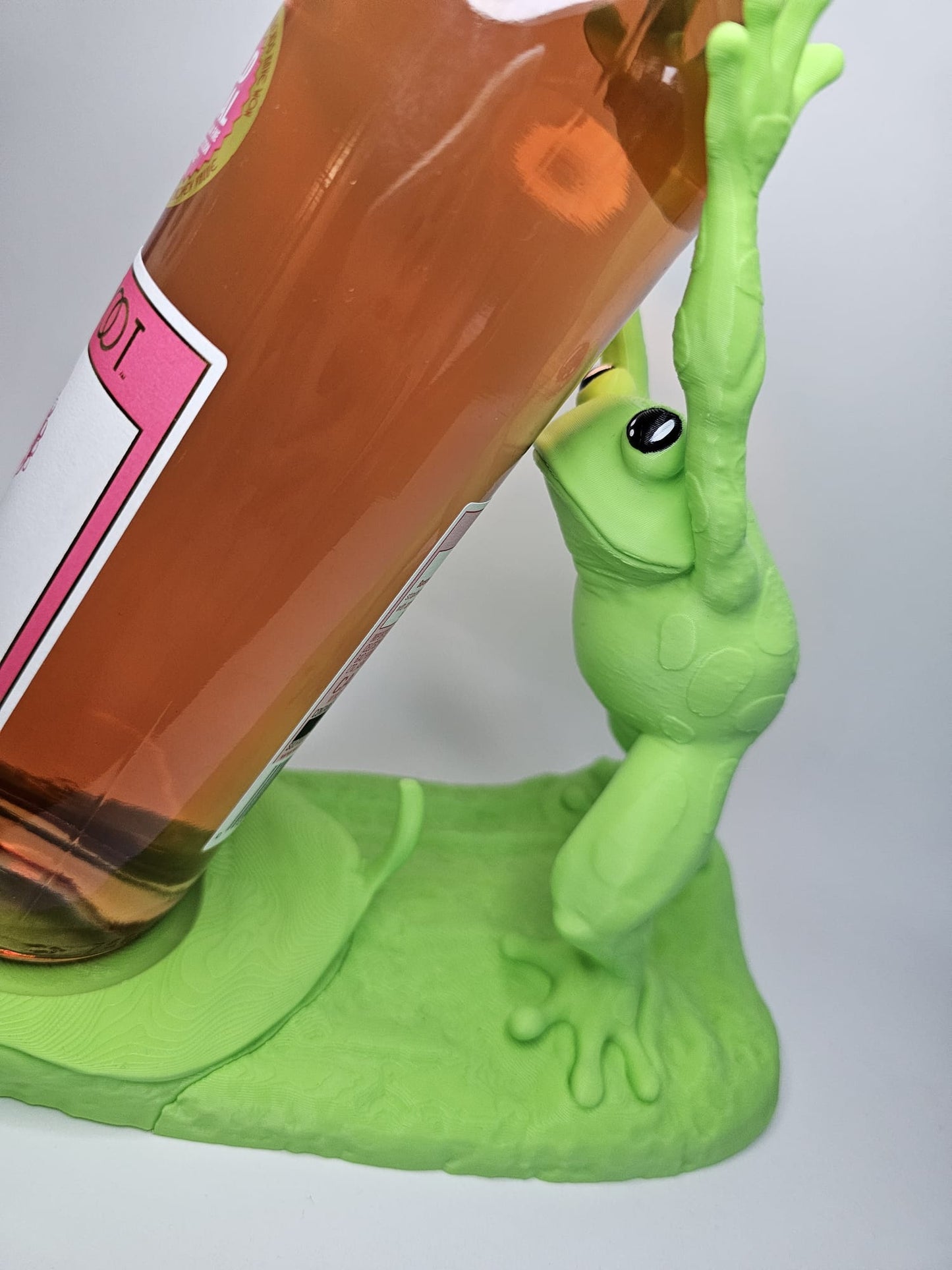 Froggy Wine holder