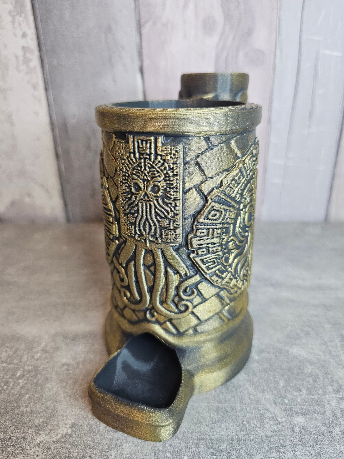 Cthulu dice tower mug