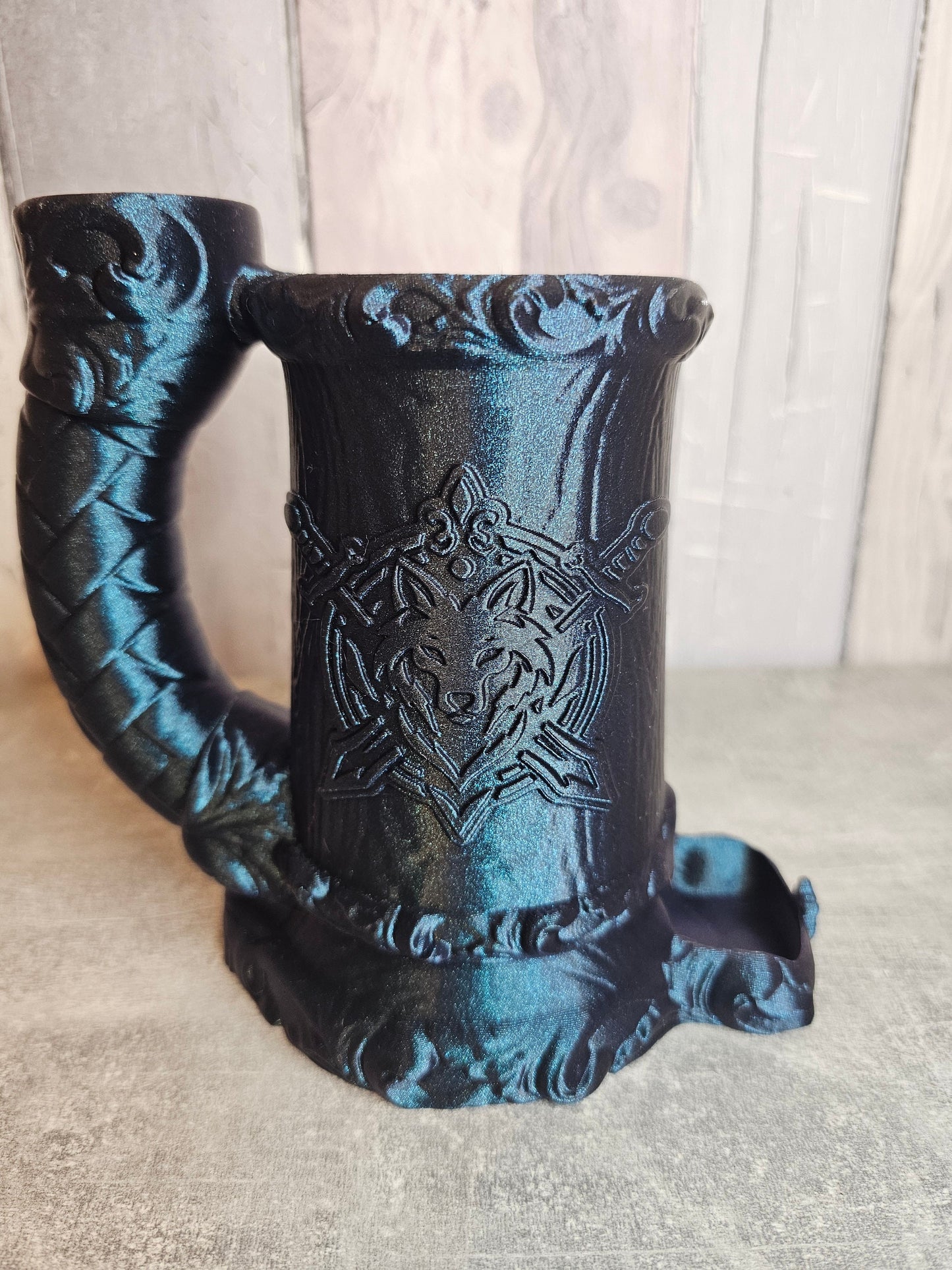 Wolf dice tower mug